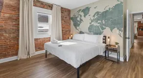 Top Floor - Mass Ave in Heart of Indy with Balcony - Image 2