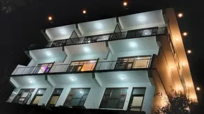 Goroomgo Grand Kailash View Homestay HP - Image 3