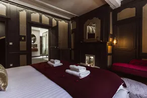 Le Love Castel - Image 3