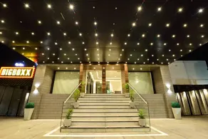 Orchard One Hotel - Image 3