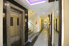 Hotel Diamond Plaza Bowbazar - Image 4