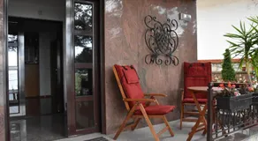 Bache Apartments - Image 4