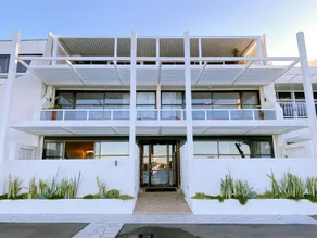Bay Breeze Boutique Accommodation - Image 4