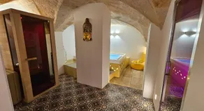 Christian's Suites & Spa - Image 5