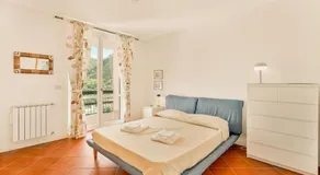 Verde e Mare Lerici , Free Parking - Image 2