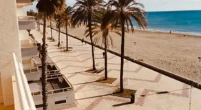 Precioso apartamento con chimenea y vistas al mar - Image 4