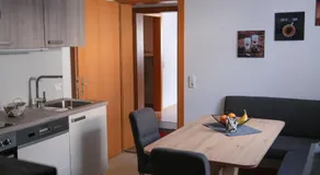 Familienfreundliches tolles Apartment mit Grill und Garten - Image 2