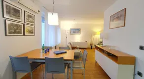 Eva Tour As / Moderno appartamento 2BR in centro, garage gratuito, WiFi e aria condizionata - Image 2