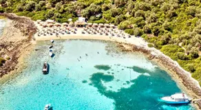 Villa Amatheia, Beachfront - Image 2