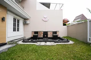 The Lavana Dzawani Lempongsari - Image 4