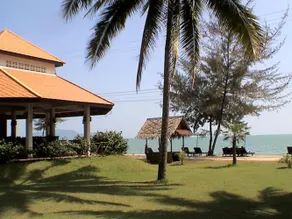 Coral Hotel Bangsaphan - Image 5
