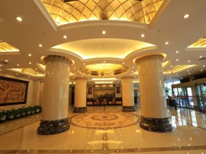Rui Cheng Hotel - Image 2