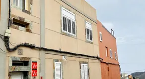 Flat with jacuzzi in suite - Image 4