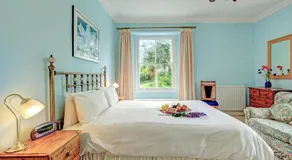 7 Bed in Kingsbridge oc-bc2187 - Image 2