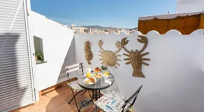 WonderStays Apartamentos Maribel - Image 4
