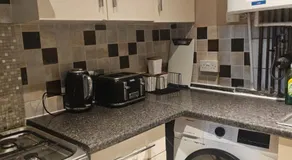 Budget Double Room in Dartford Central - Image 3