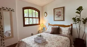 Hostel 040 - Image 2