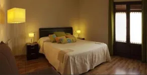 Hotel Els Pampols de Porrera - Image 1