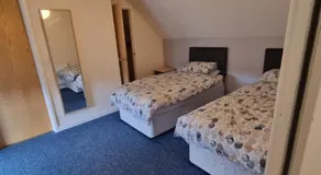 Kings Arms Guest House Ebbw Vale - Image 2