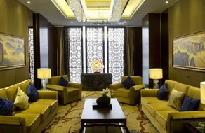 Huang'e International Grand Hotel - Image 2