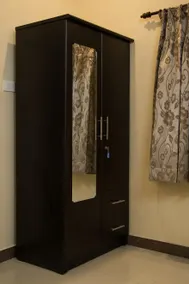 Golden Nest Service Apartment - Image 4