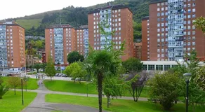 Bonito Apartamento en Zamakola - Image 4