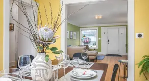Greenlake Craftsman - Hot Tub, AC, Dog Friendly - Image 2