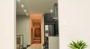 Sou House - Image 5