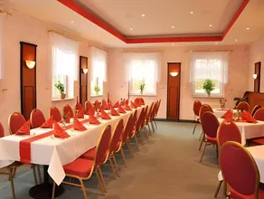 Hotel & Restaurant am Rosenhügel - Image 2