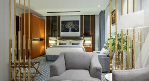STwin Hotel - Image 2