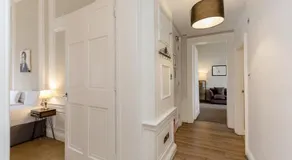 York Place Apartments by Destination Edinburgh - Image 3