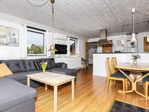 6 person holiday home in Nibe-By Traum - Image 2