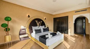 villa 31 de luxe avec Piscine hot gamme - Image 2