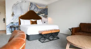 Lake Jindabyne Hotel - Image 2