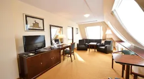 Piramida Park Hotel & Wellness - Image 2