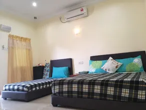 Motel Aurora Damai - Image 2