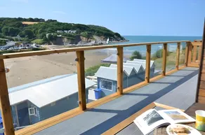 Pabell Pren Glamping by Aberporth Beach Holidays - Image 1