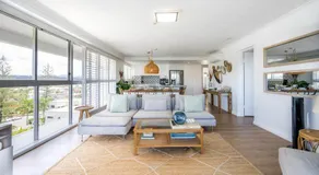 Cashelmara Beachfront Apartments - Image 2