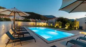 Ollenia's Harmony Luxury Apartments - Image 3