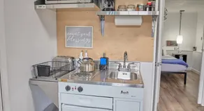Fairway Paradise tiny home - Image 2