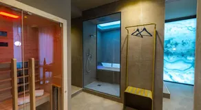 GOLD SUITE&SPA - Image 5