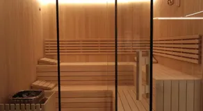 Vila-L Hotel - Image 3