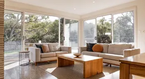 Baileys Beach House - Image 2