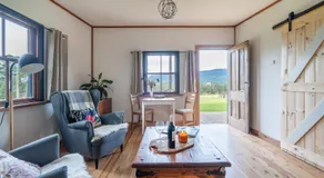 'Casuarina=' - Picturesque Kangaroo Valley Cottage - Image 2