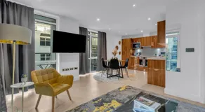 MySquare Two Bed Serviced Apt in Old Street - Image 2