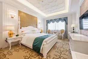 Xinchunlan International Hotel - Image 2
