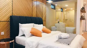 Luxury Seaview Family Suite by Little Cabin - Image 2