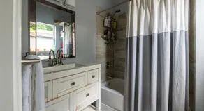 Luxury Historic Shotgun Home in Lower Garden District - Image 3