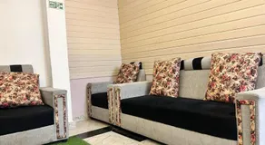 Hotel Monsoon - Image 3