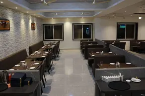 Hotel Royal Palace - Image 5